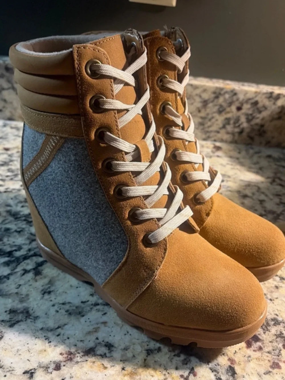 SERRA♦️ WEDGE SNEAKER
